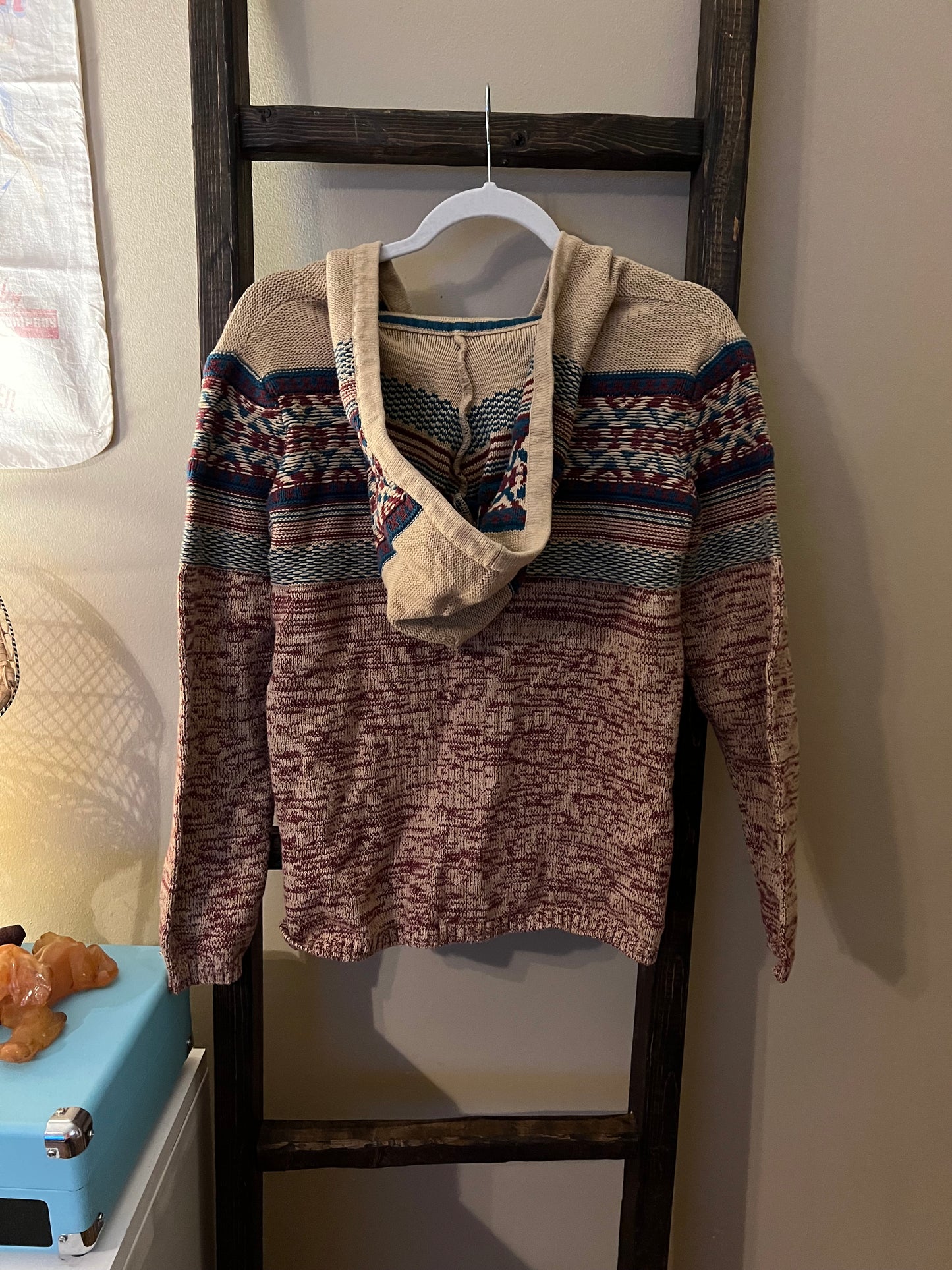 Size Medium Natural Reflections Sweater Hoodie