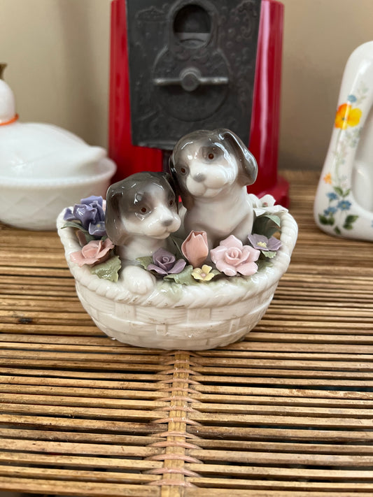 San Francisco Anna Rosa Collection Porcelain Music Box