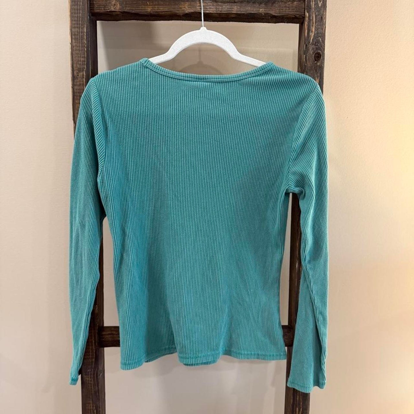 Size Large Old Navy Ribbed Long Sleeve Top