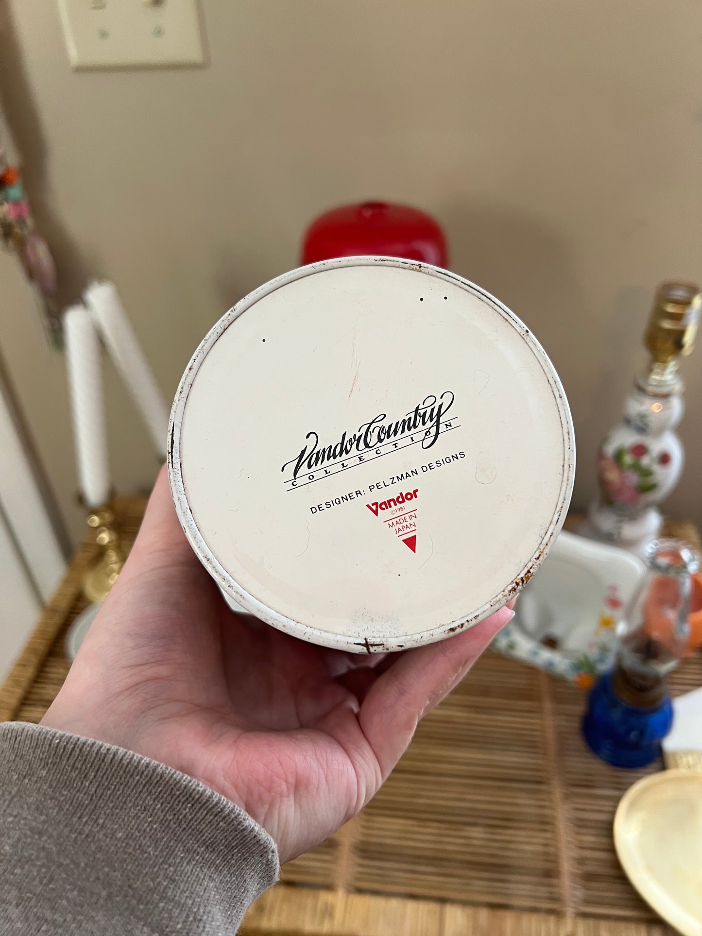 Vandor Country Sheep Tin