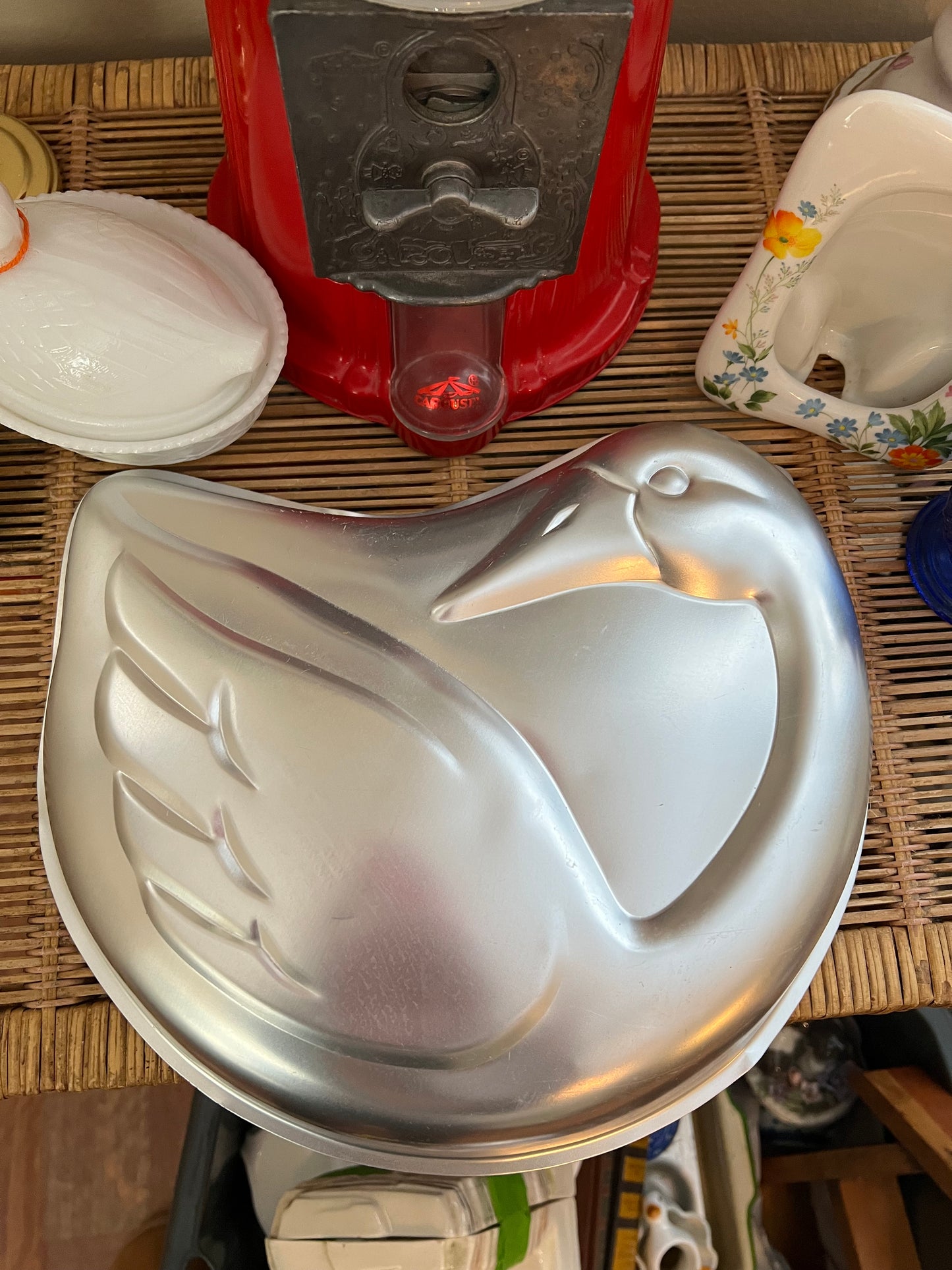 Vintage Wilton Swan Cake Mold