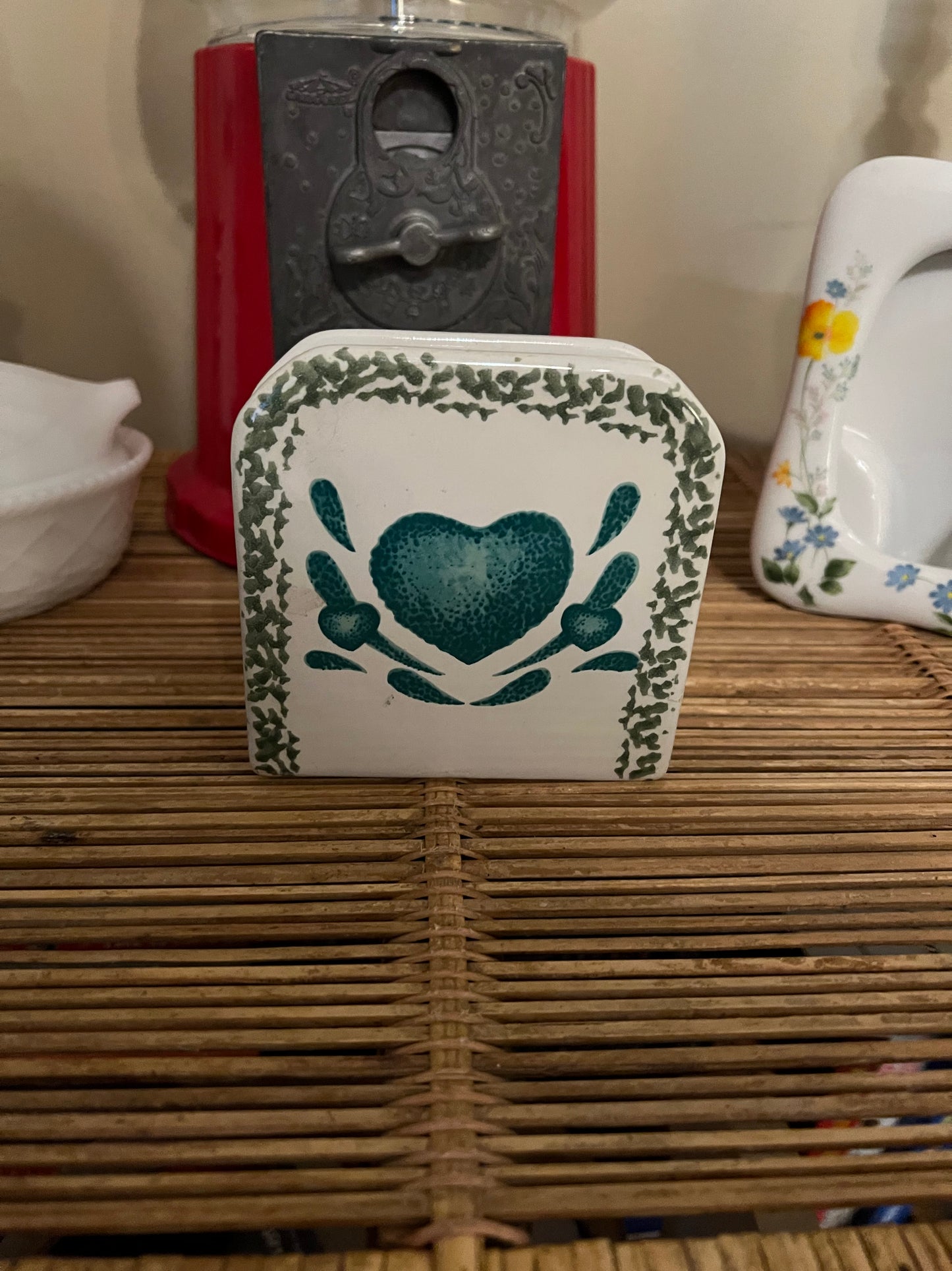 Green Heart Stoneware Napkin Holder