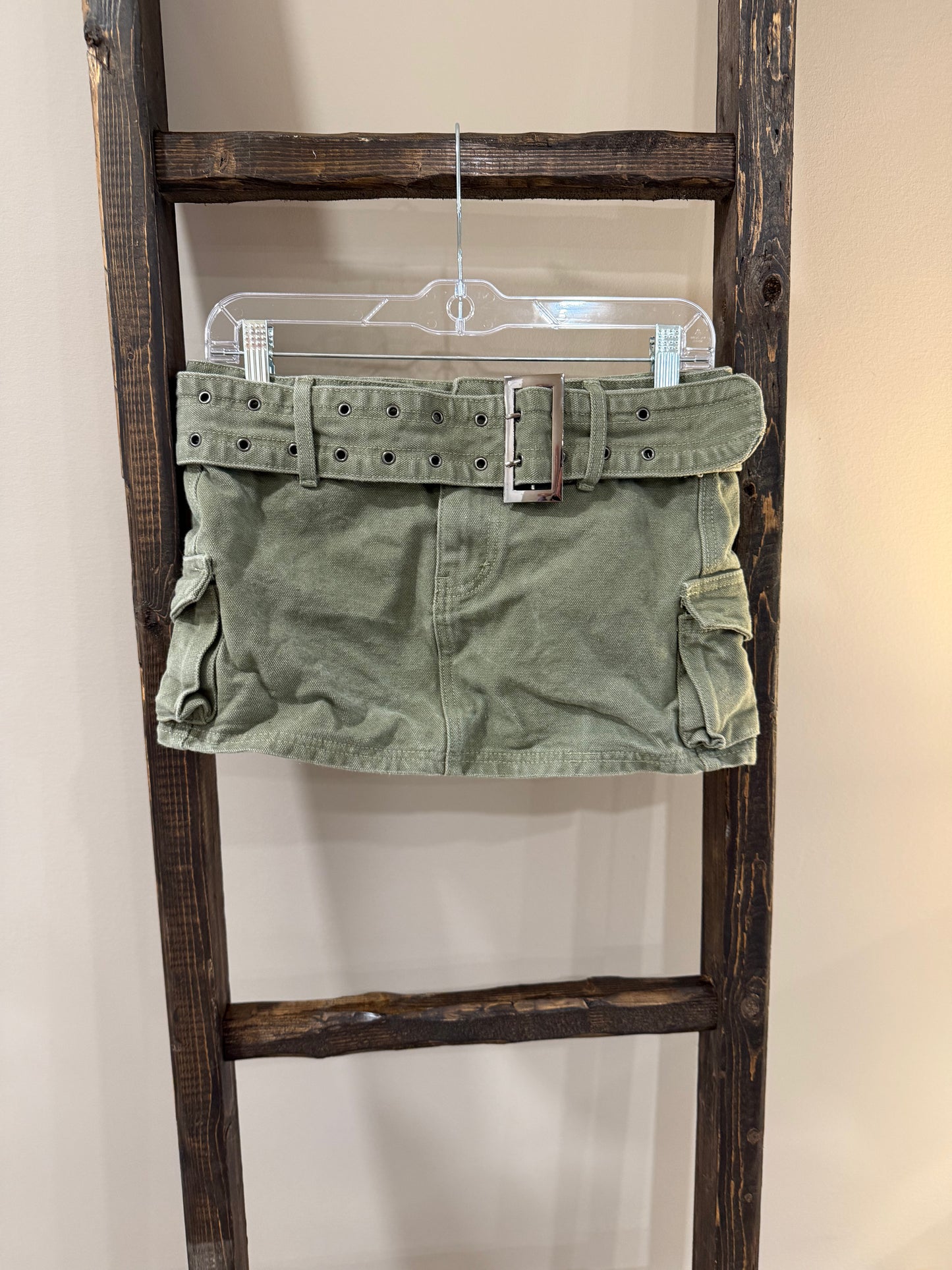 Size 4 Princess Polly Green Cargo Mini Skirt