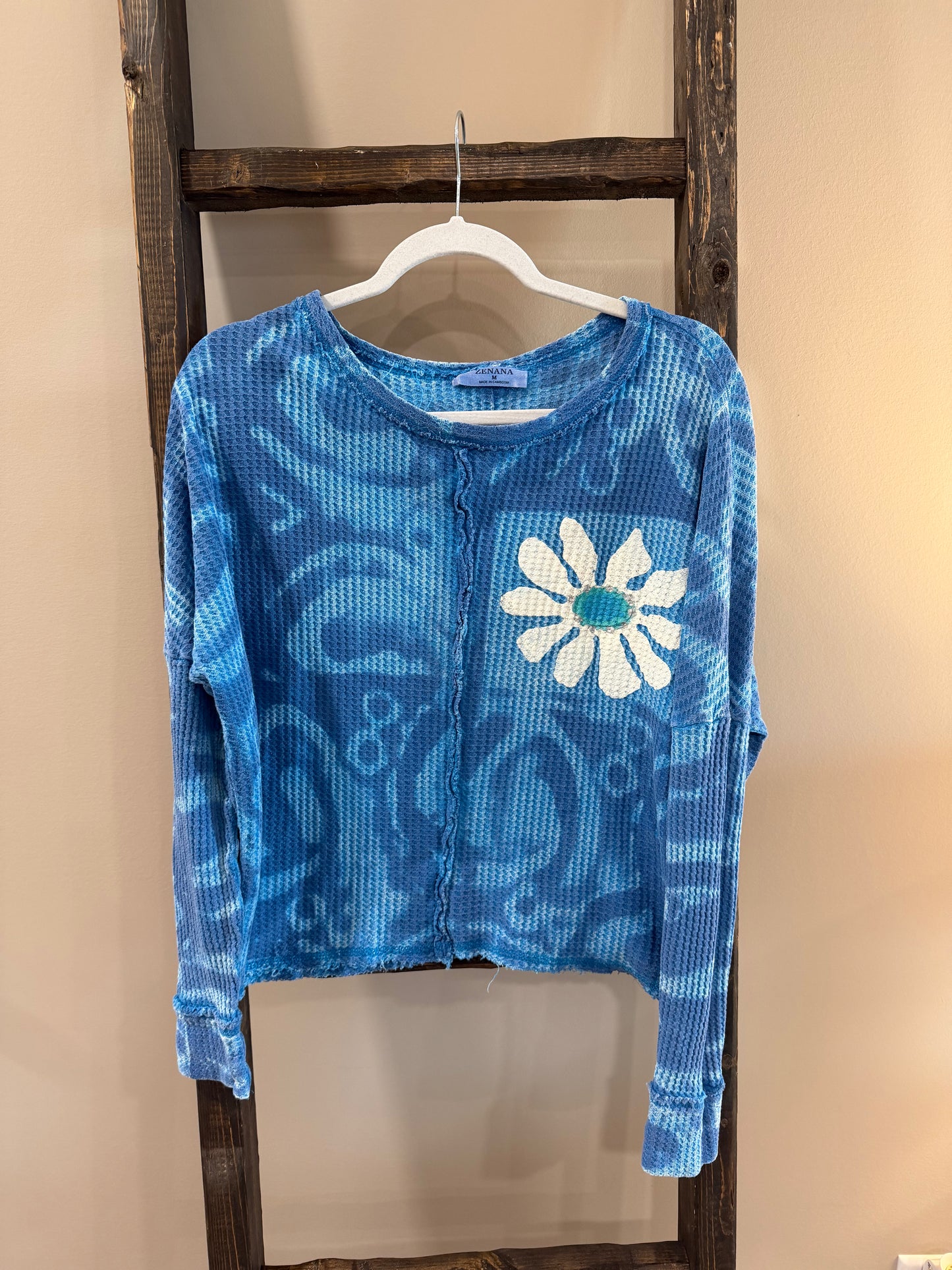 Size Medium Zenana Thermal Cropped Long Sleeve Top