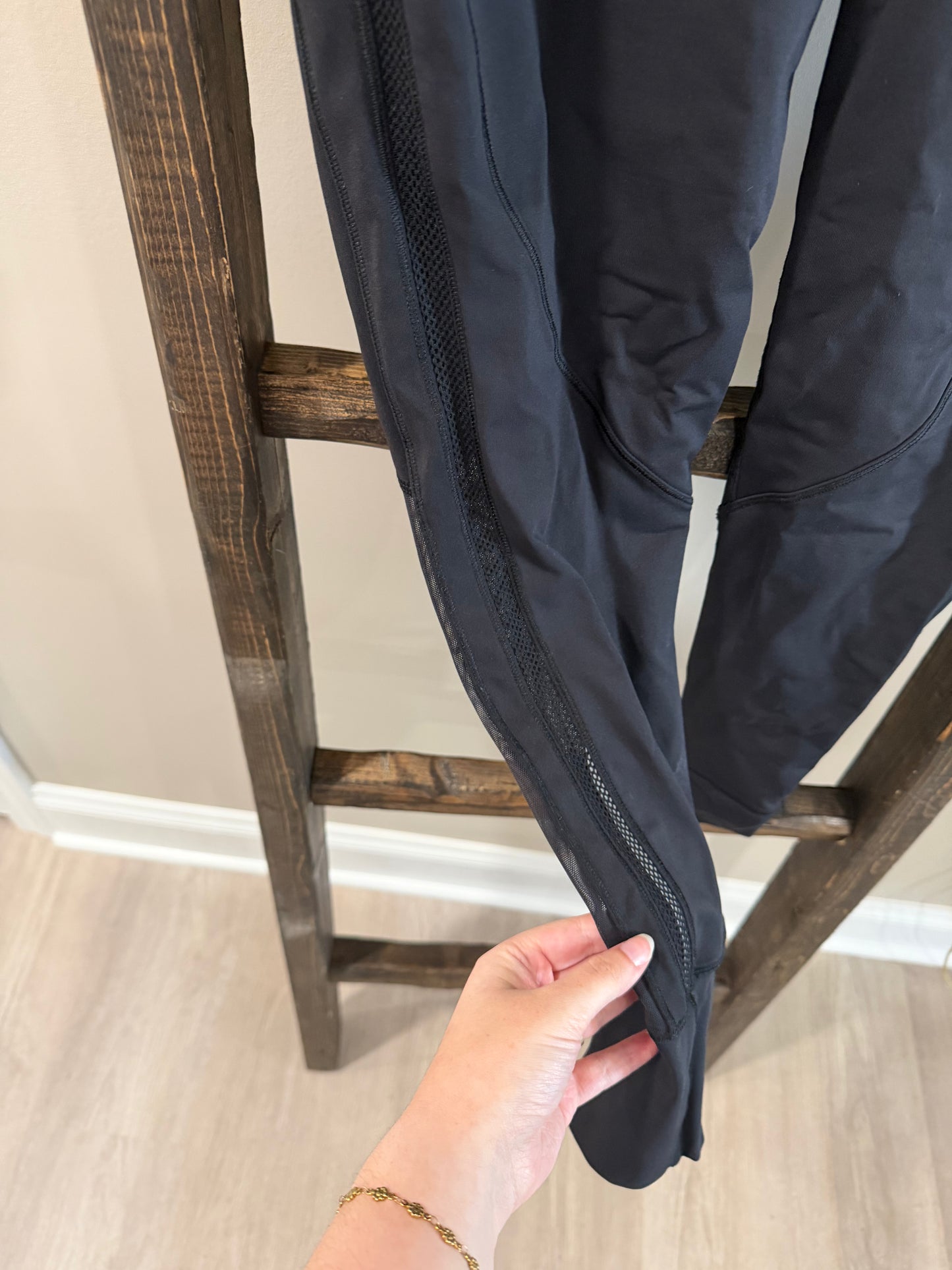 Size 8 Lululemon Mesh Accent High Rise Leggings