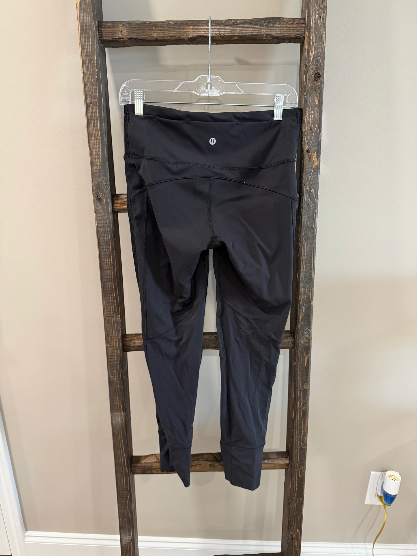 Size 8 Lululemon Mesh Accent High Rise Leggings