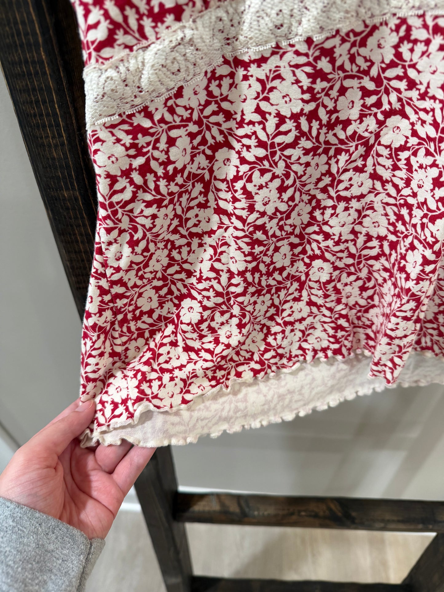 Size XL Crazy Horse Liz Claiborne Floral Lace Ruffle Trim Tank Top