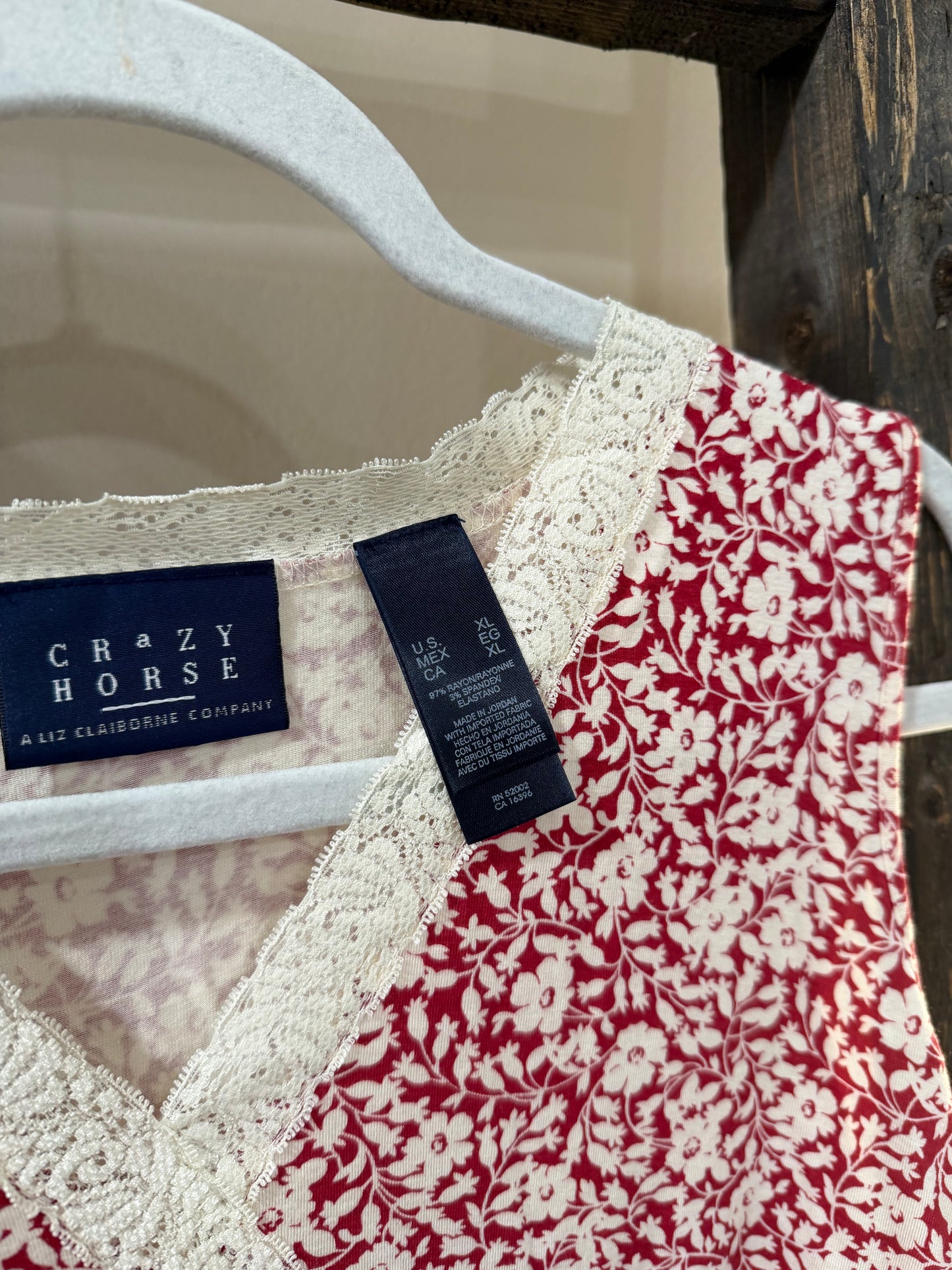 Size XL Crazy Horse Liz Claiborne Floral Lace Ruffle Trim Tank Top