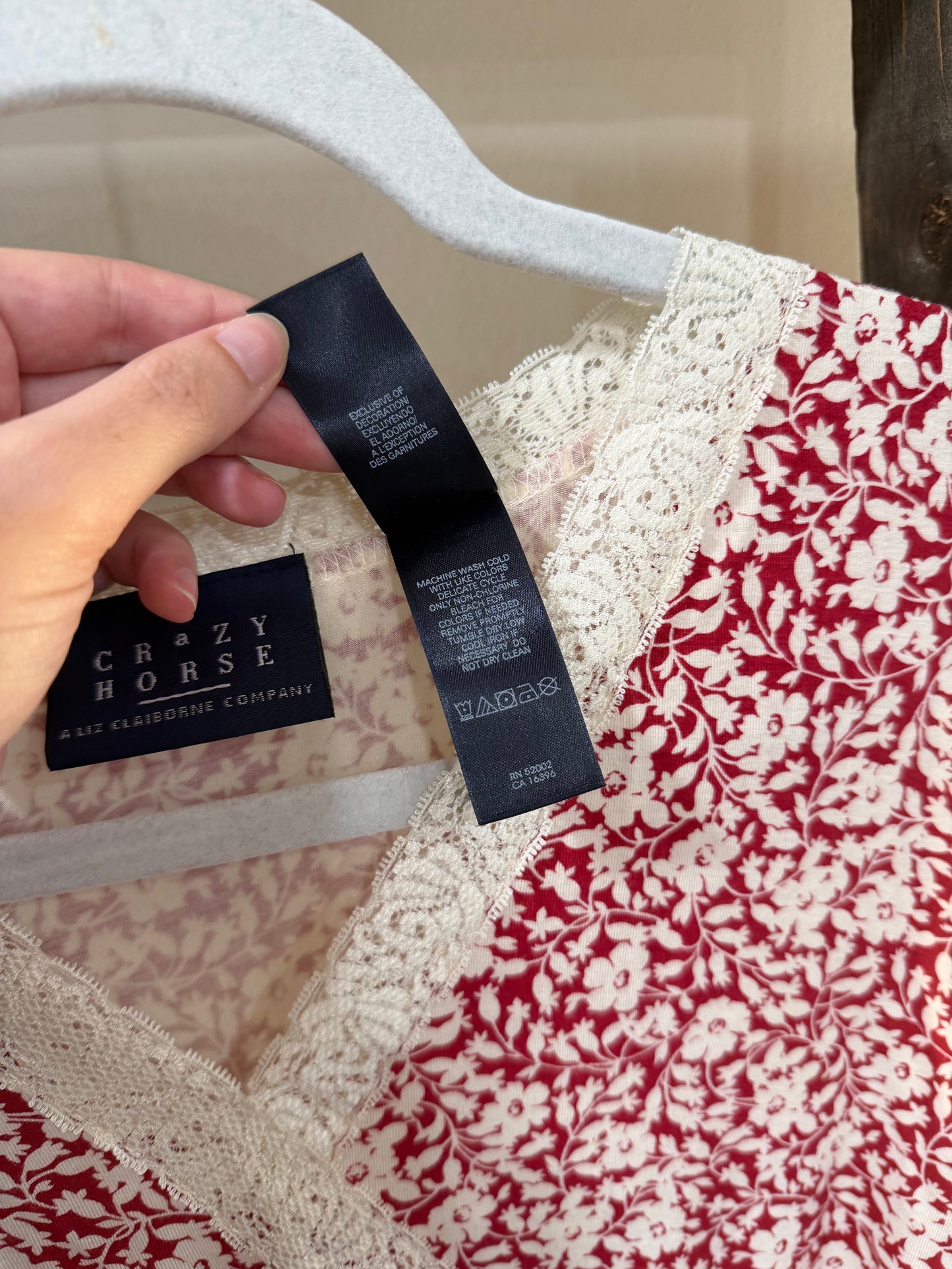 Size XL Crazy Horse Liz Claiborne Floral Lace Ruffle Trim Tank Top