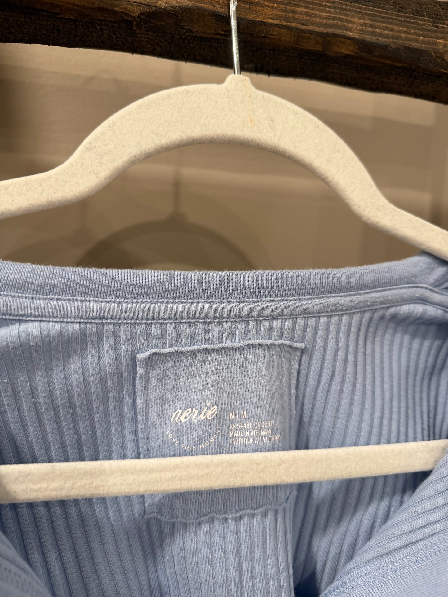 Size Medium Aerie Light Blue Ribbed Top