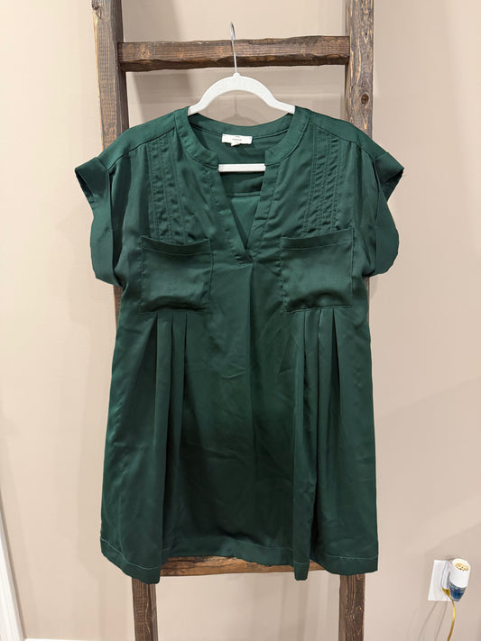 Size Small Entro Emerald Green Shift Dress With Front Pleated Pockets