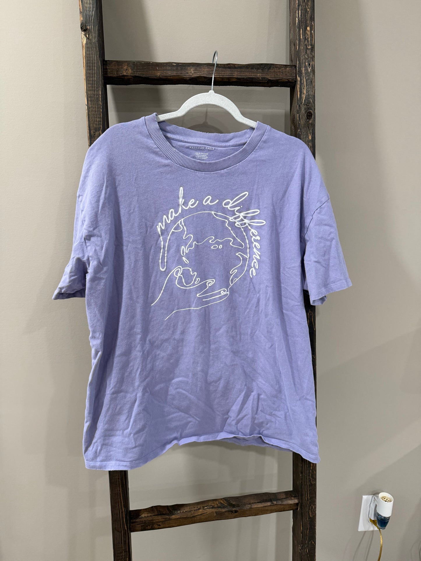 Size L/XL American Eagle ‘Make A Difference’ Graphic Shirt