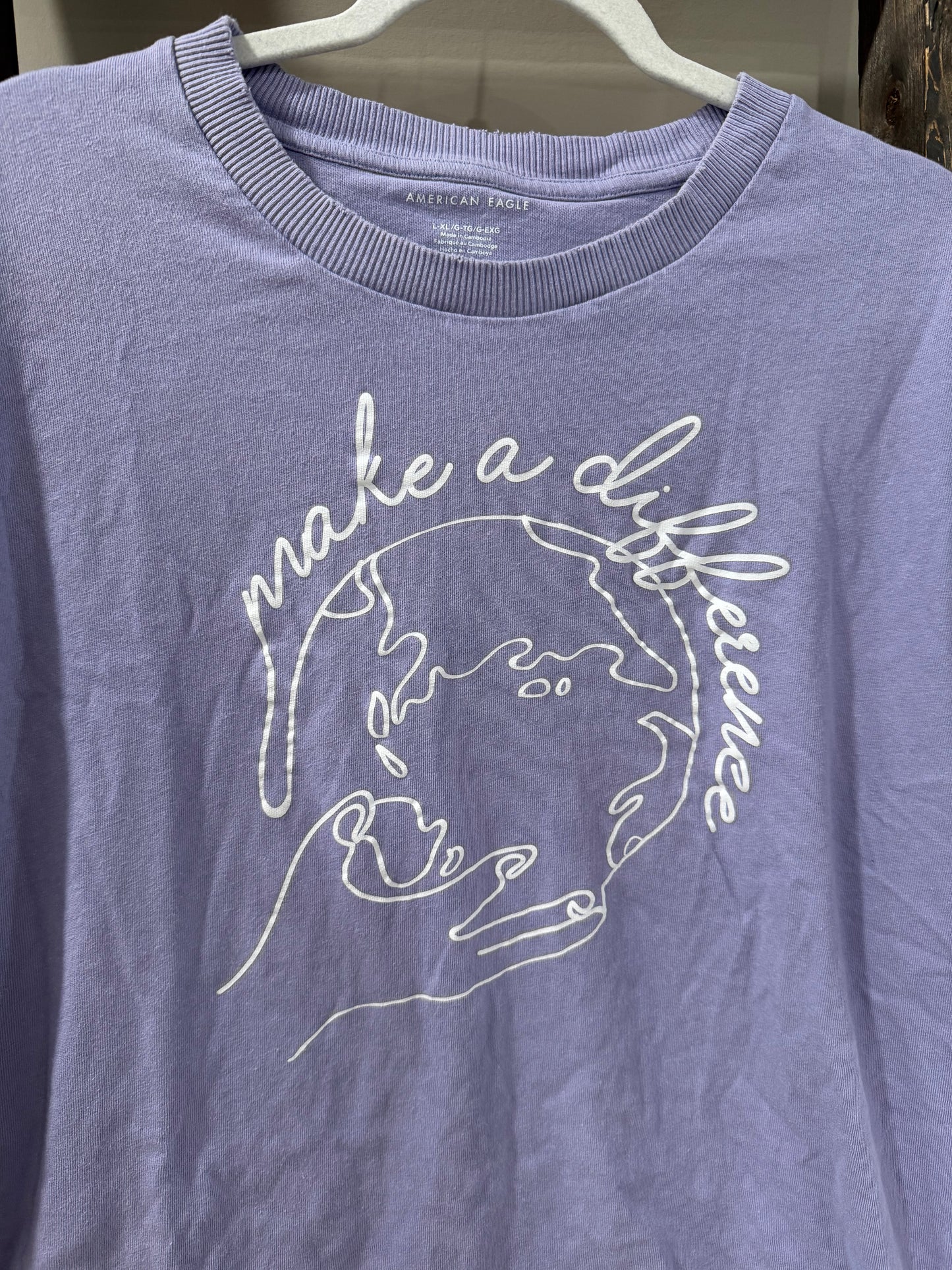 Size L/XL American Eagle ‘Make A Difference’ Graphic Shirt