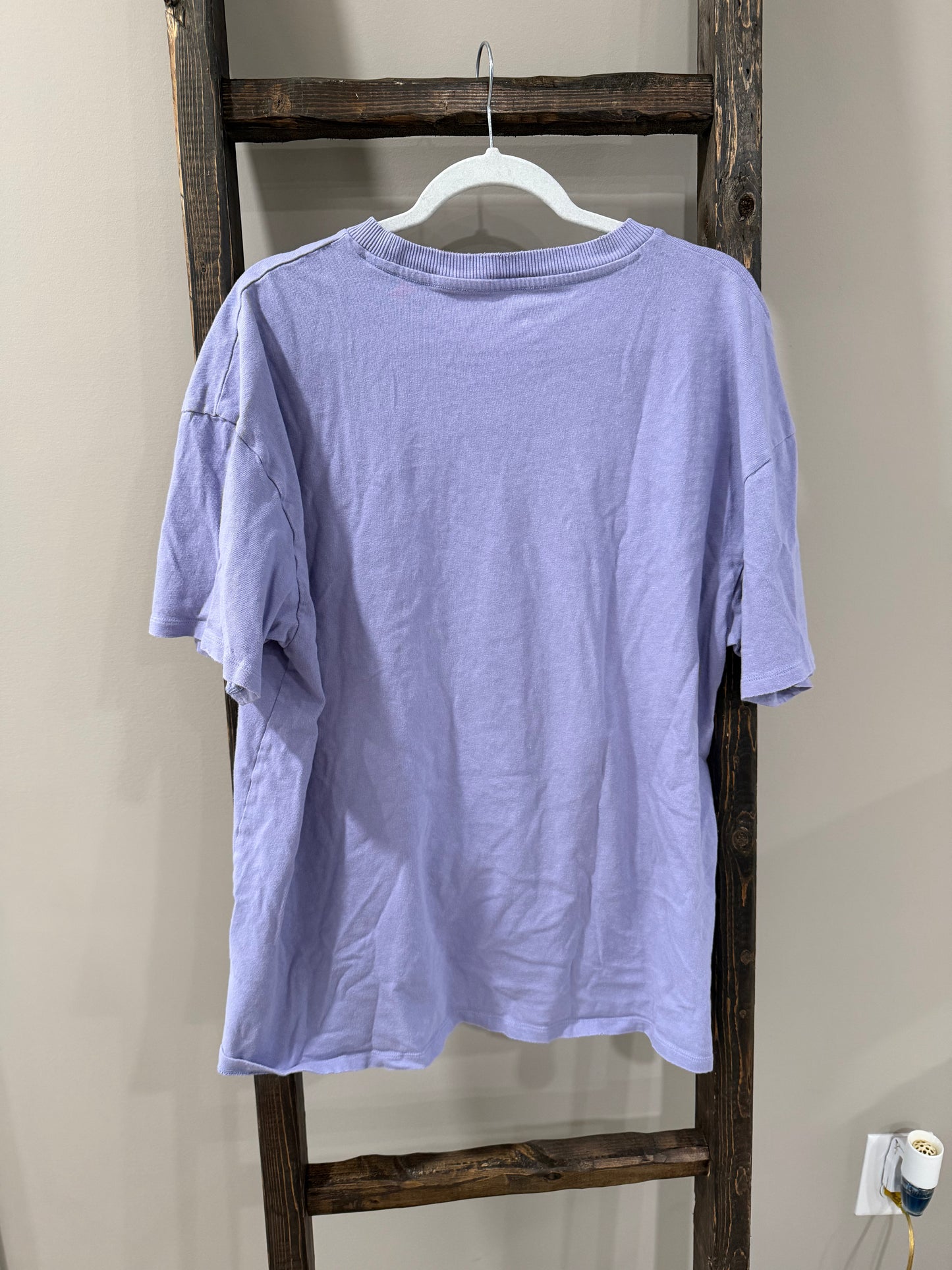 Size L/XL American Eagle ‘Make A Difference’ Graphic Shirt