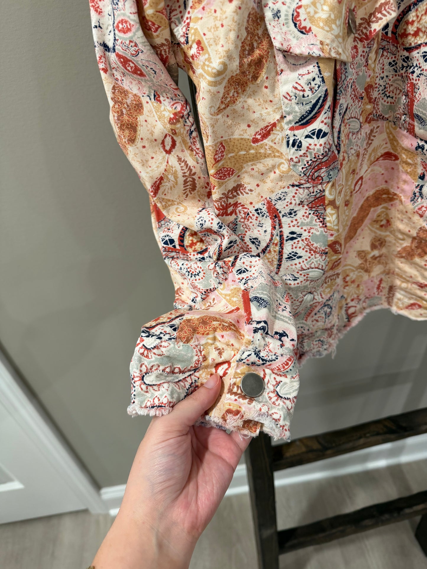 NWOT Size Large Mystree Paisley Patchwork Trucker Jacket