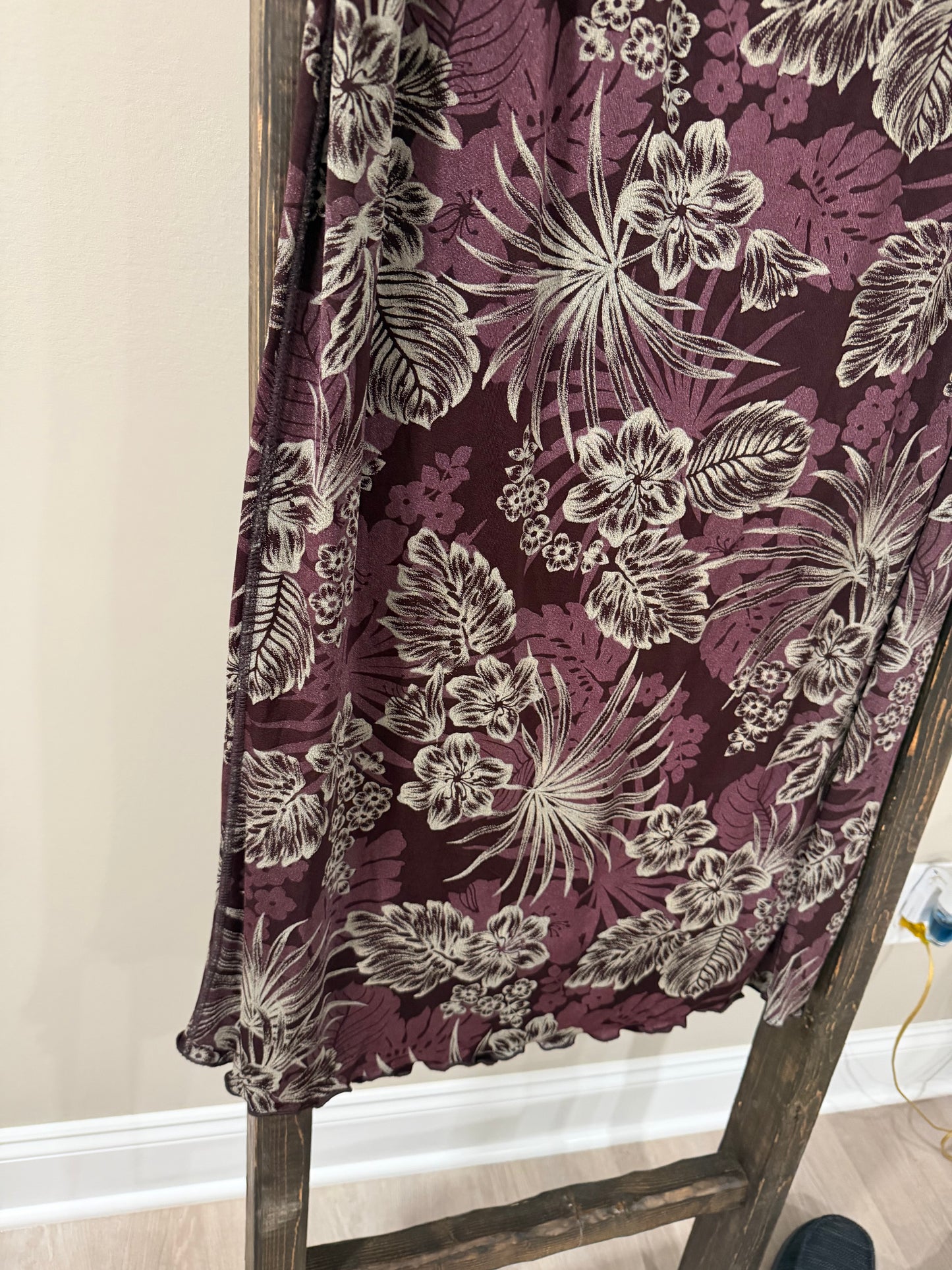 Size Large Y2K Citiknits Floral Whimsigoth Maxi Skirt