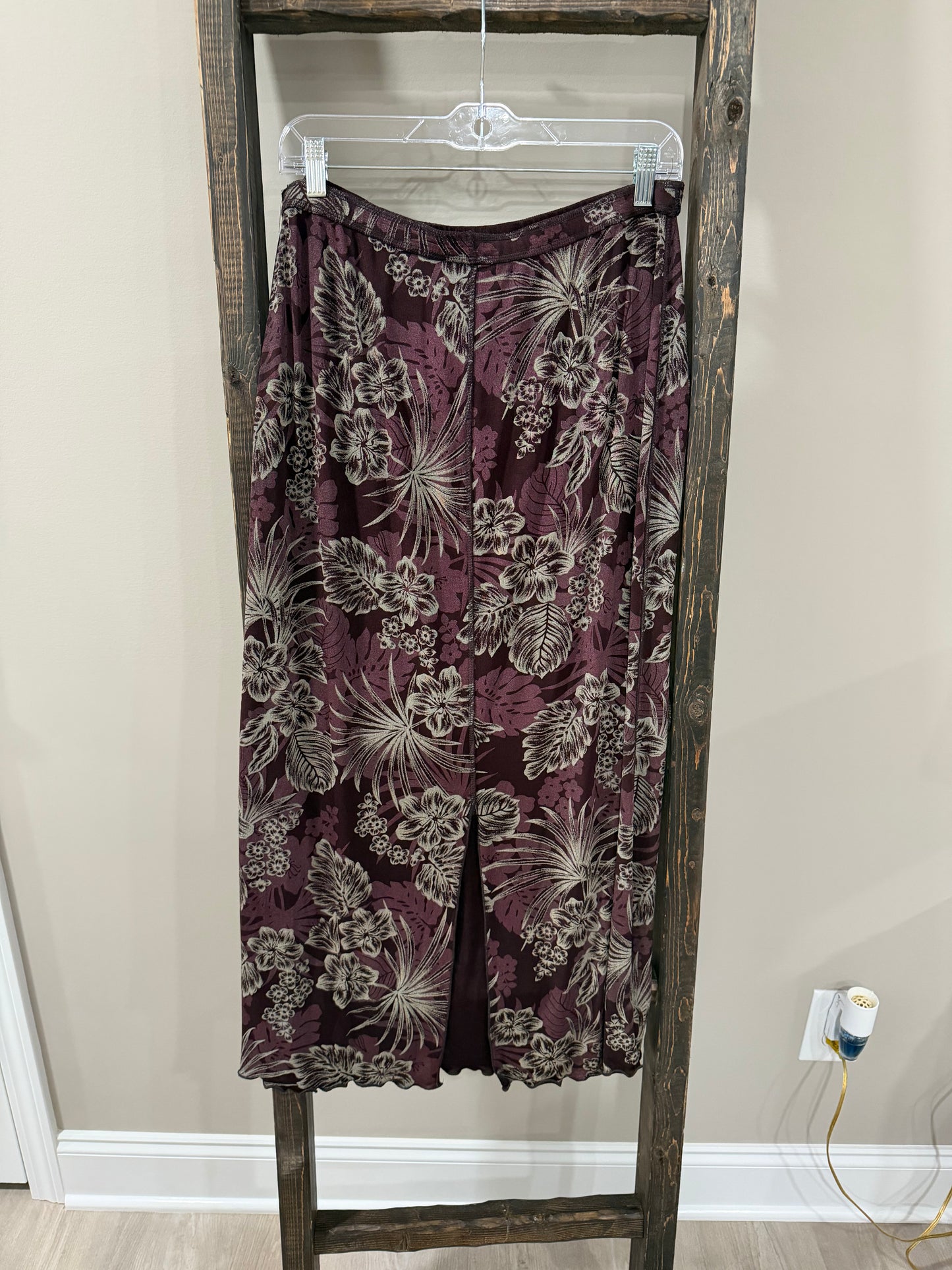 Size Large Y2K Citiknits Floral Whimsigoth Maxi Skirt