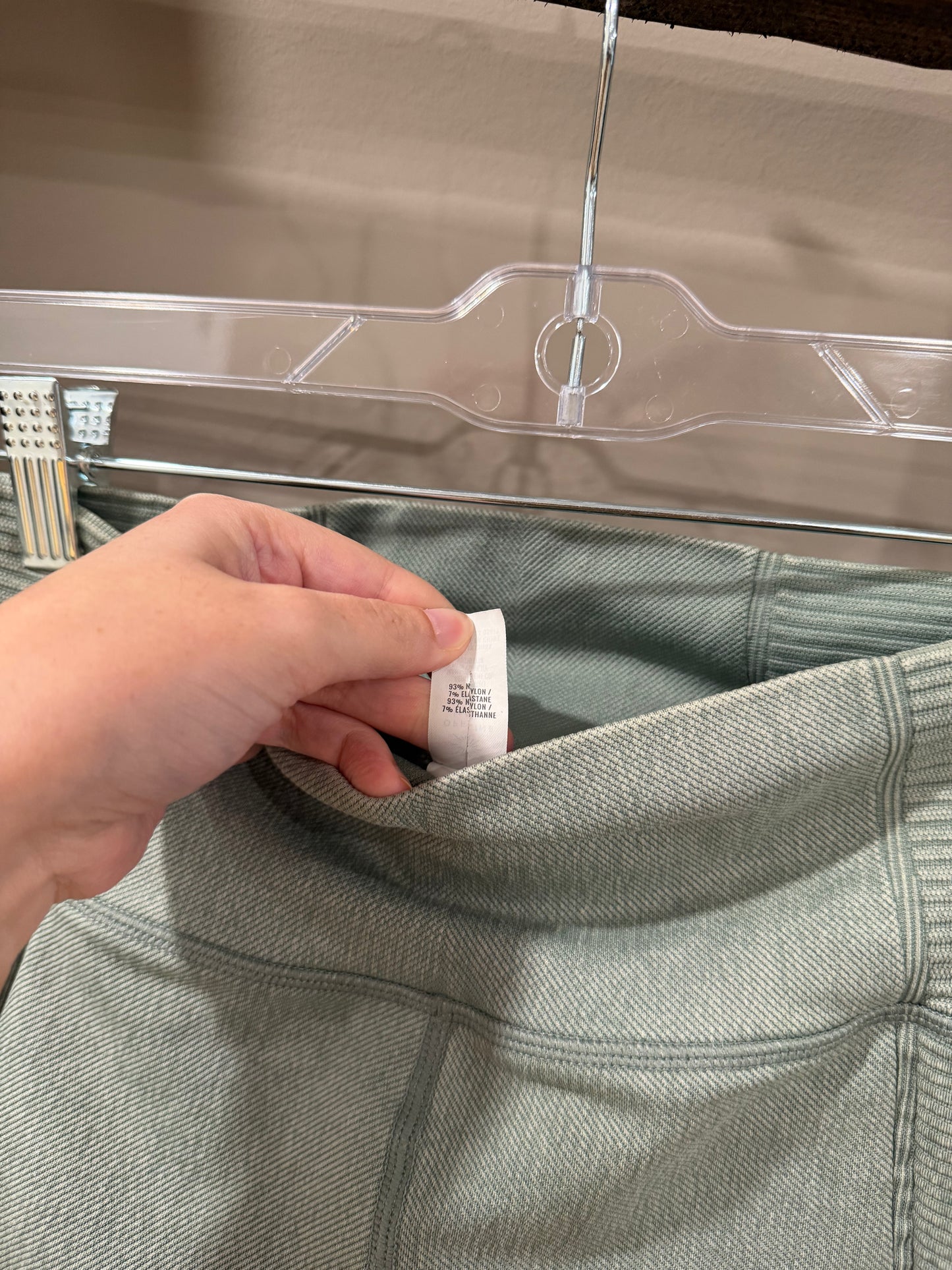 Size Medium Offline by Aerie Green Ribbed Leggings