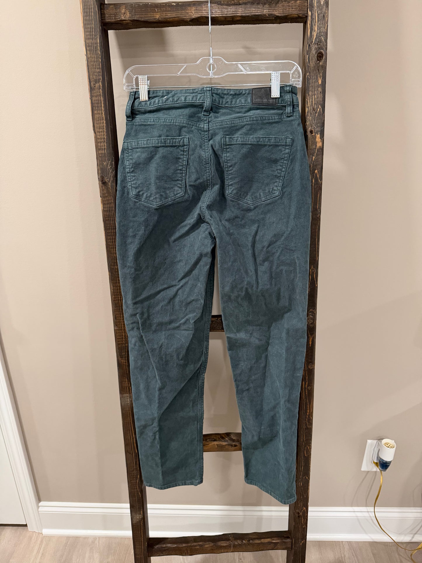 Size 0 American Eagle Green Corduroy Mom Straight Jeans