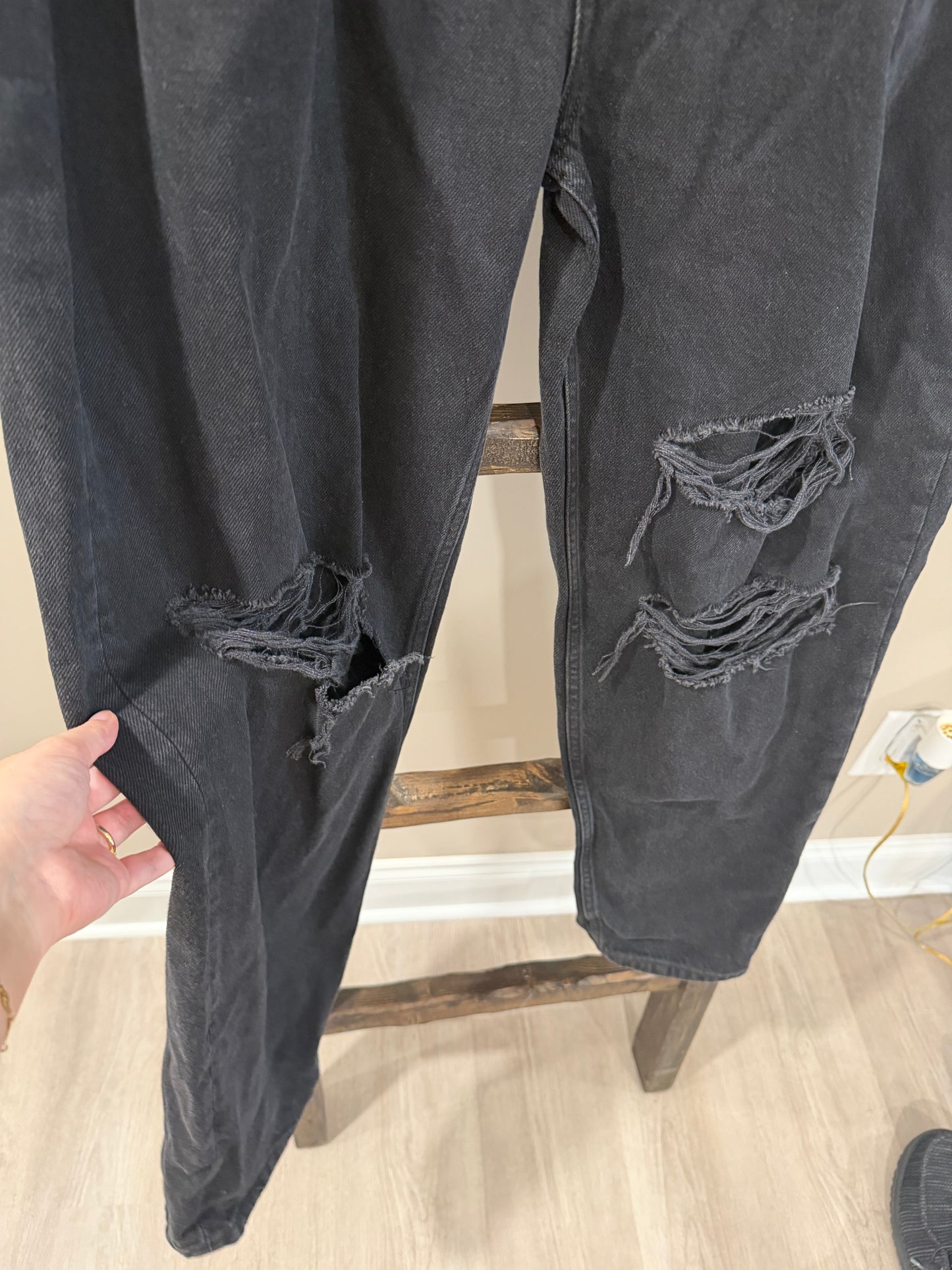 Size 29 Boyish Toby High Rise Rigid Relaxed Tapered Distressed Black Jeans