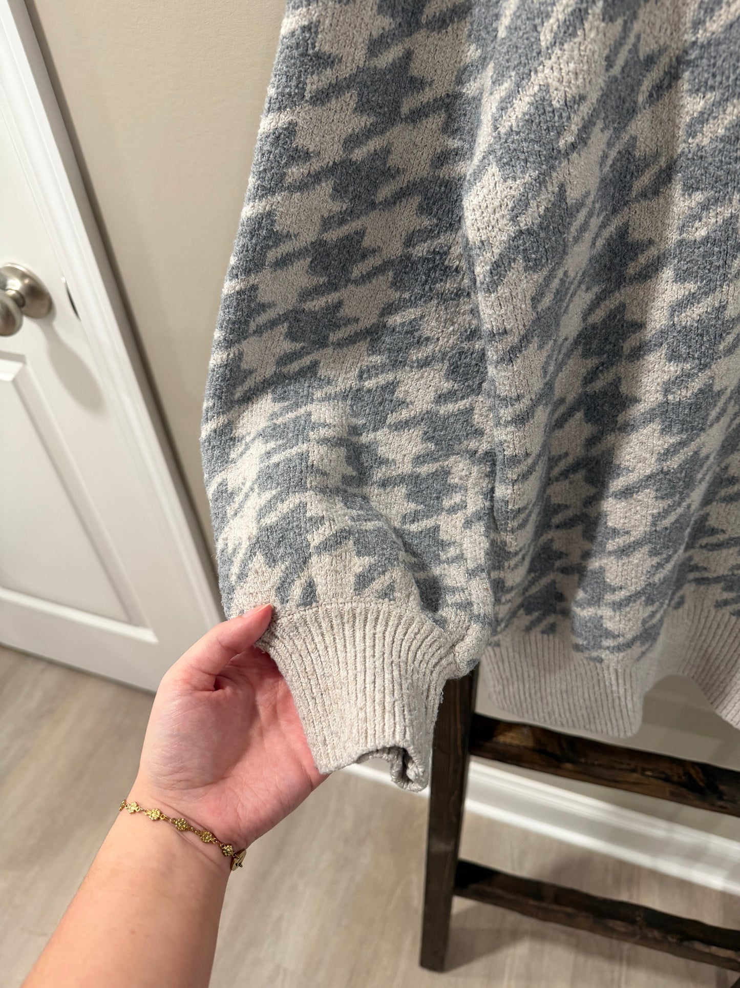 Size 2X Olive + Oak Houndstooth Crewneck Sweater