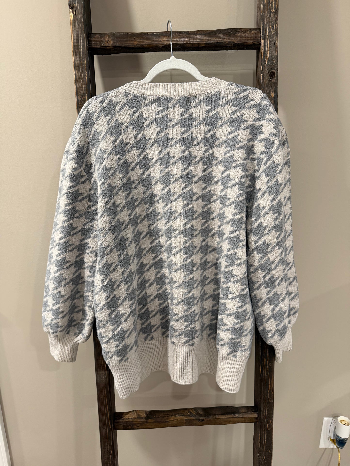 Size 2X Olive + Oak Houndstooth Crewneck Sweater