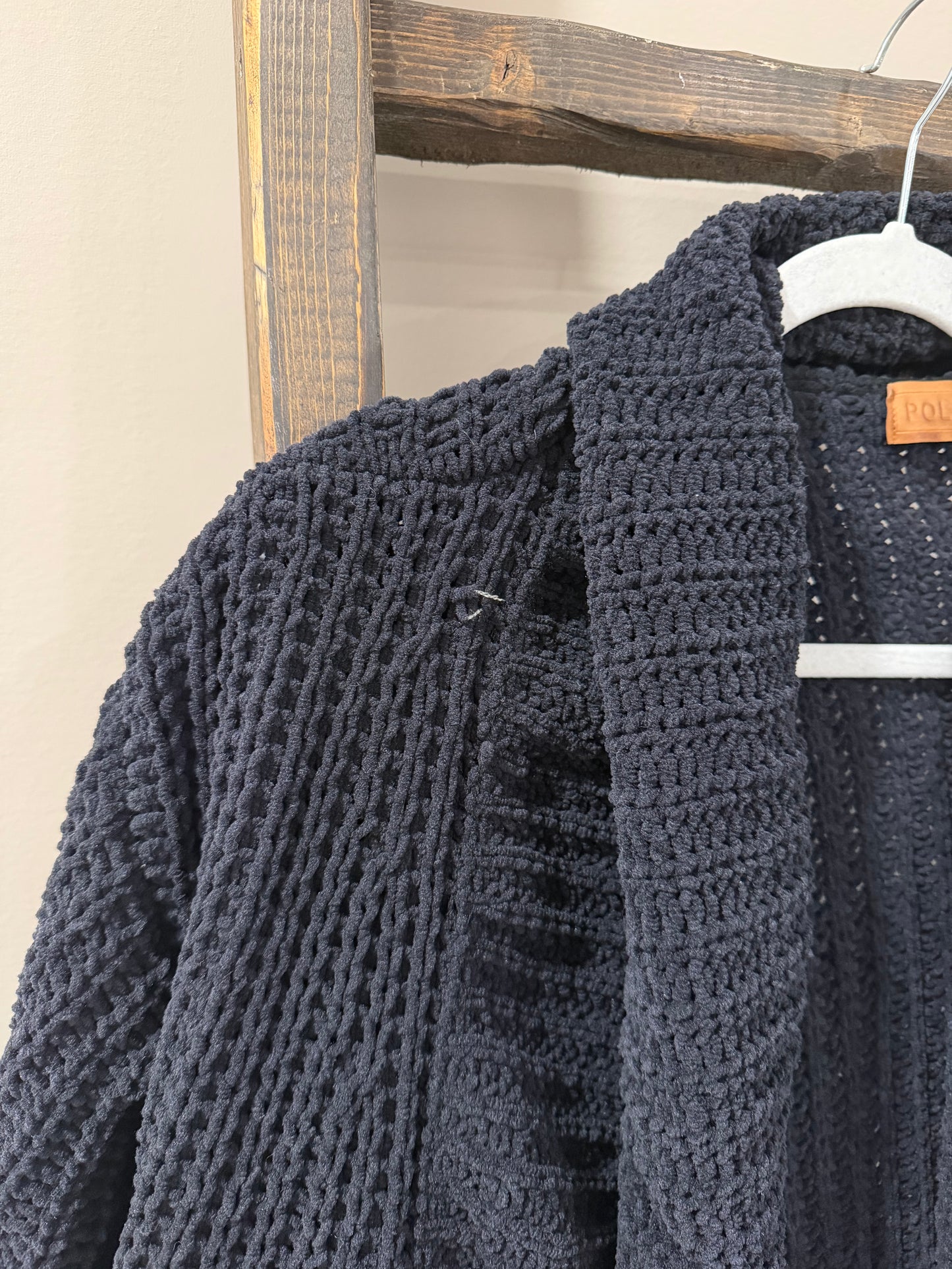 Size Medium POL Black Knit Chunky Cardigan