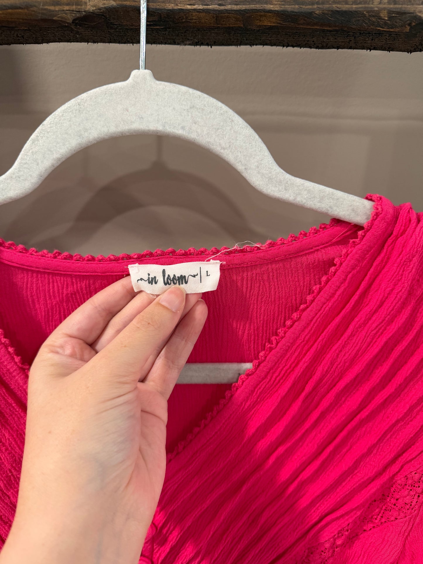 Size Large In Loom Pink Blouse With Lace Trim &amp; Button-Up Front