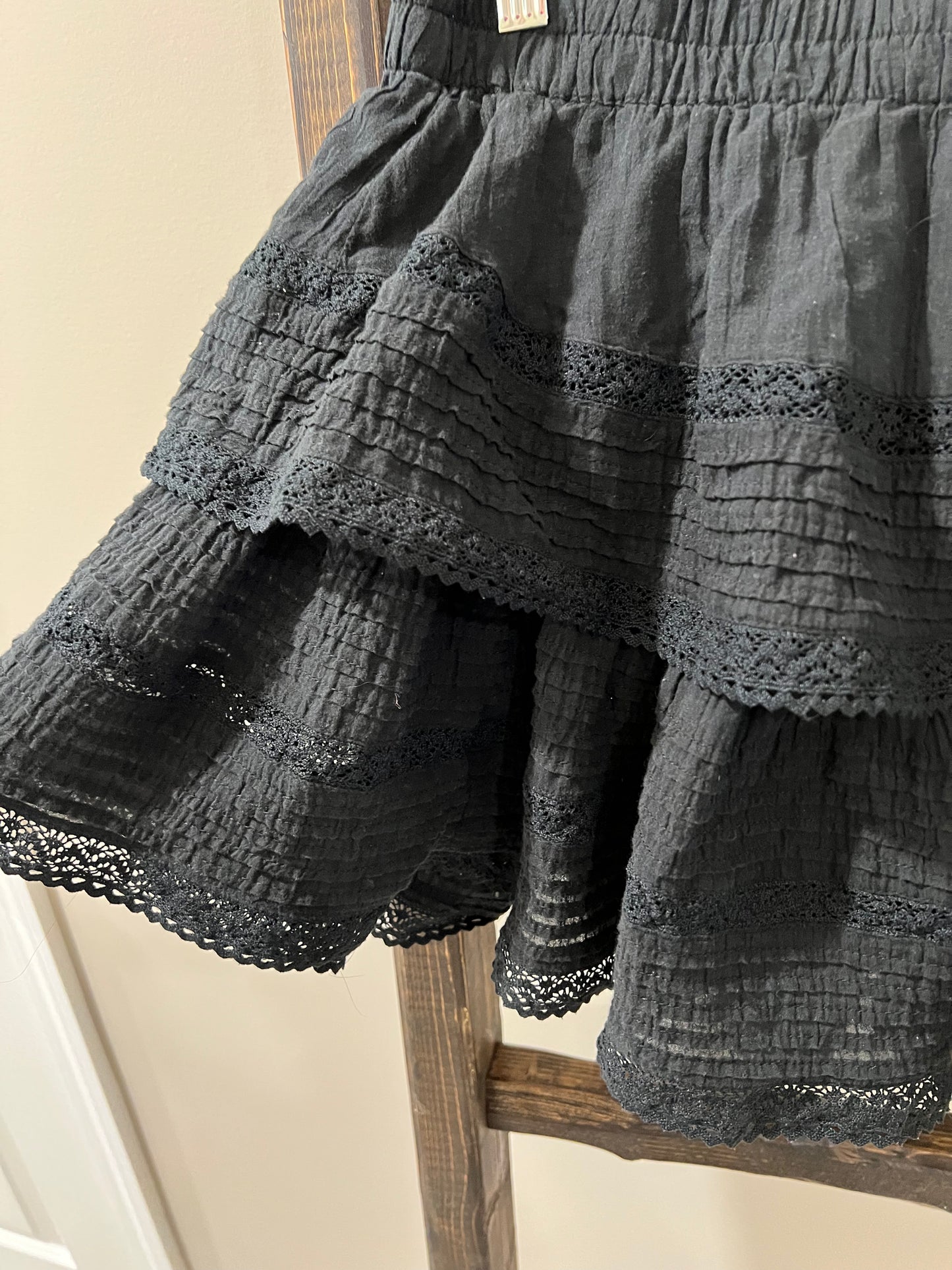 Size Large Aerie Black Lace Mini Skirt