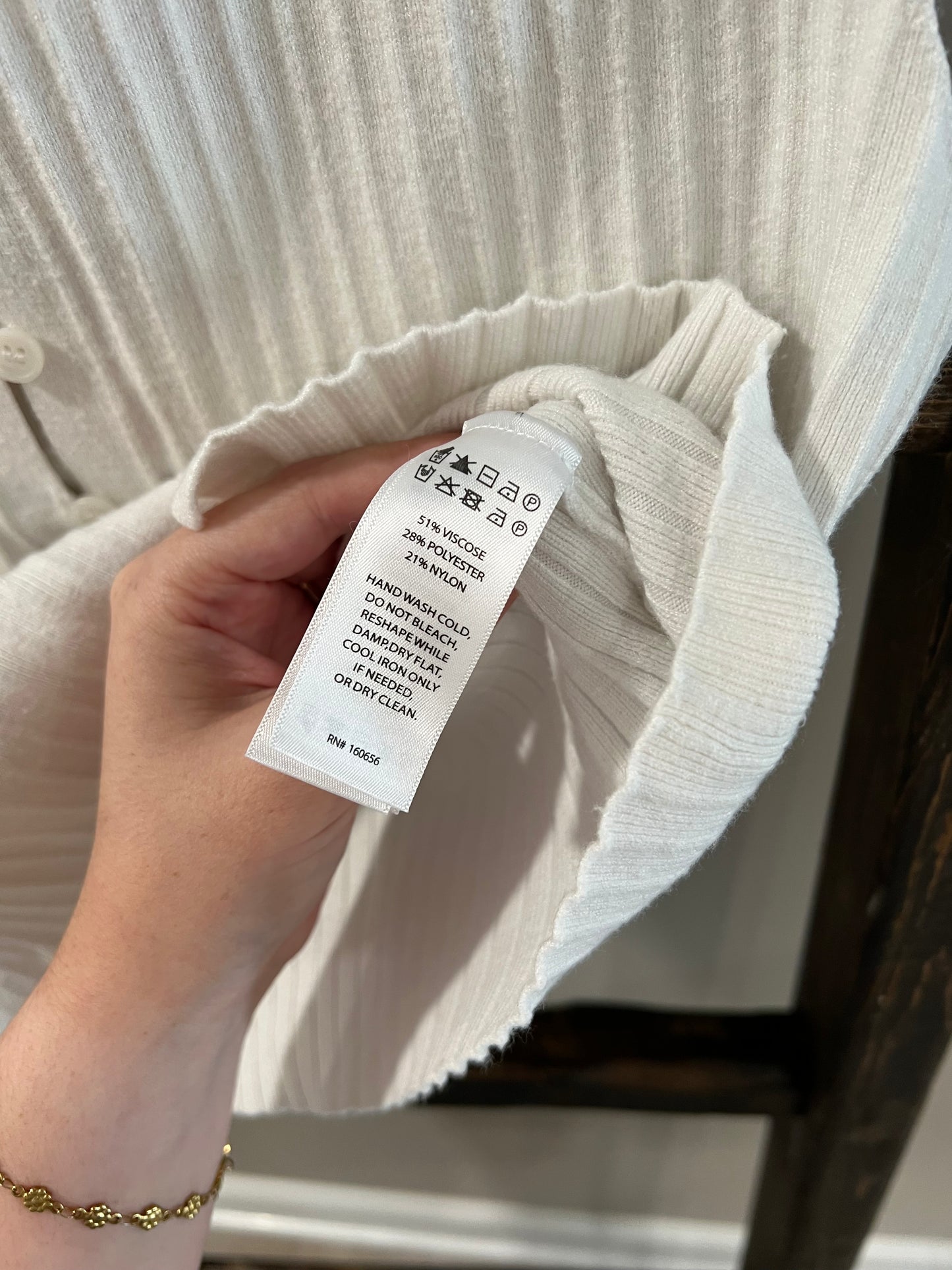 Size Medium Song of Style by Aimee Song White Tank