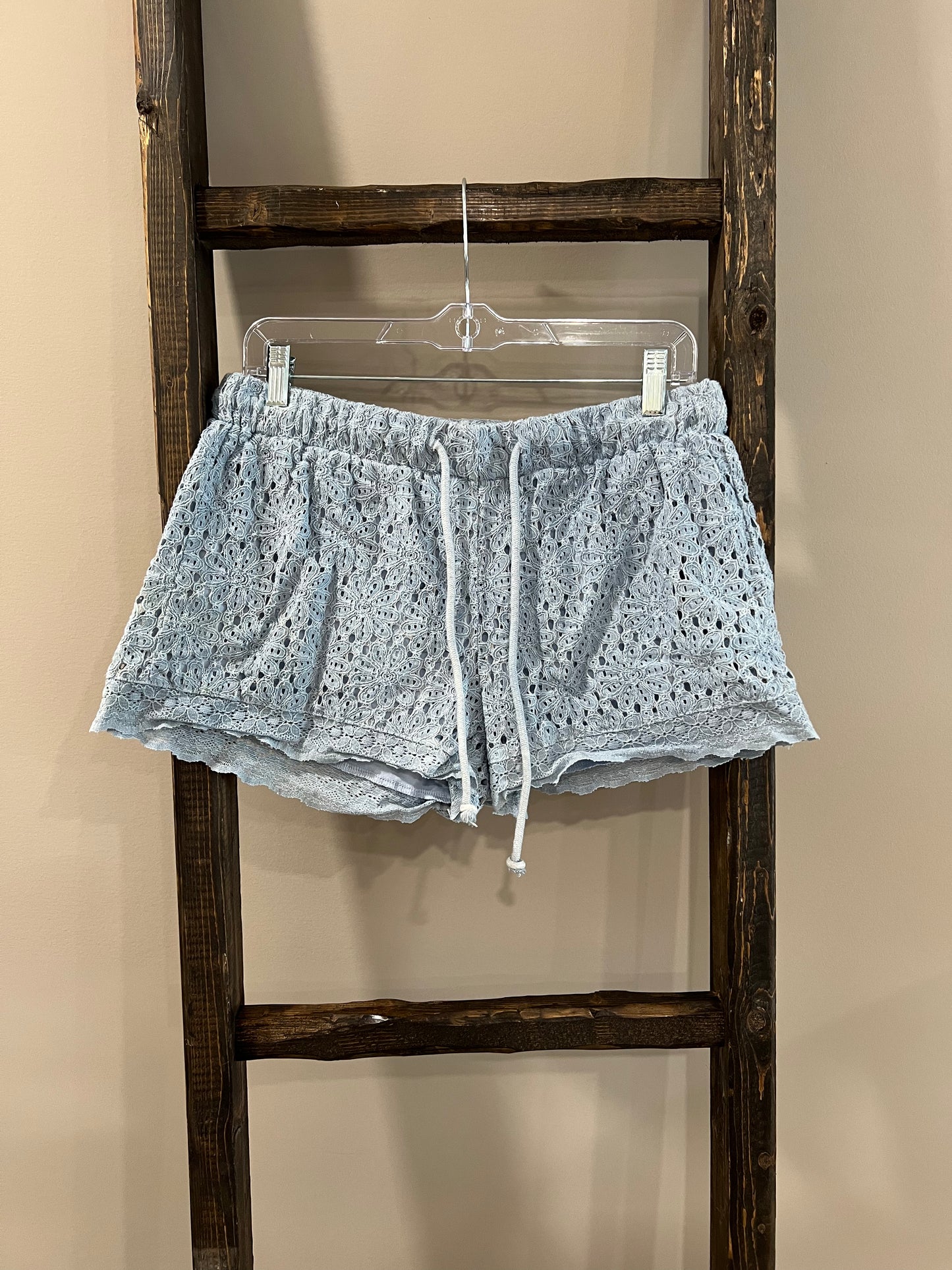 Size Large Ban Jara Lace Shorts