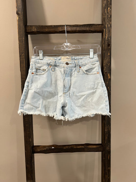 Size 2/26 Universal Thread Vintage Midi Shorts